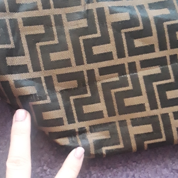 Purse - Picture 4 of 7